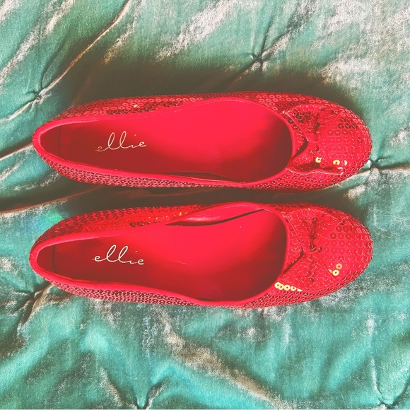 Dorothy Wizard Of Oz Red Sequin Glitter Heels Shoes size 7.5 / 8 - Picture 2 of 7
